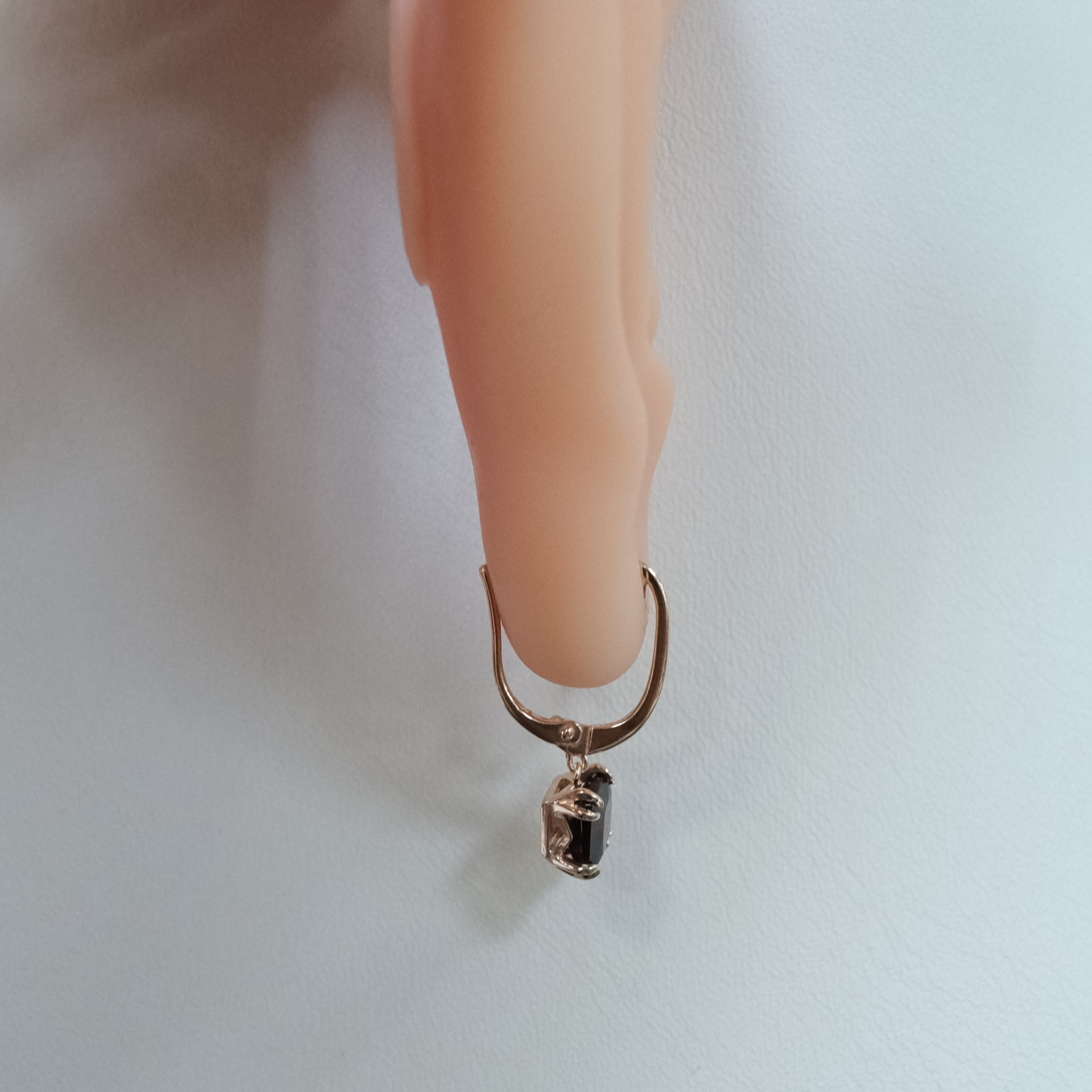 Серебряные серьги с гранатами